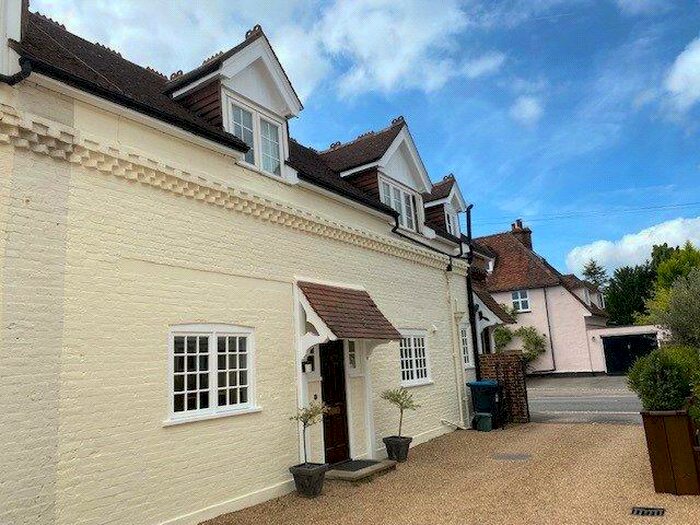 3 Bedroom Mews To Rent In Dharma Court, East Hill Road, Oxted, Surrey, RH8
