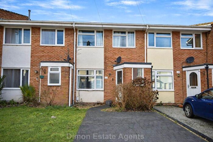 3 Bedroom Terraced House For Sale In Parham Road, Gosport, PO12