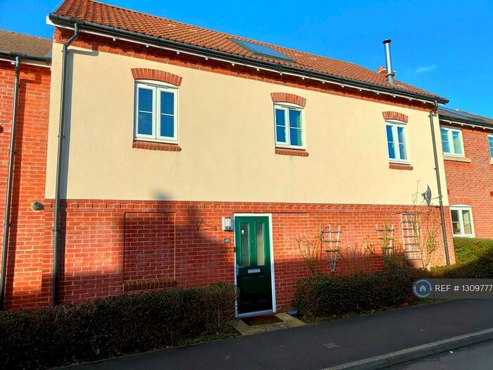 1 Bedroom Flat To Rent In Clover Lane, Durrington, Salisbury, SP4