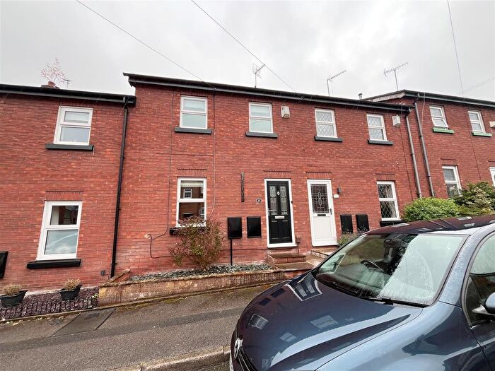 3 Bedroom Property To Rent In Coronation Street, Macclesfield, Cheshire, SK11