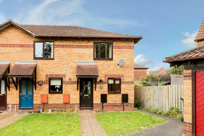 2 Bedroom Terraced House To Rent In Conifer Drive, Bicester, OX26