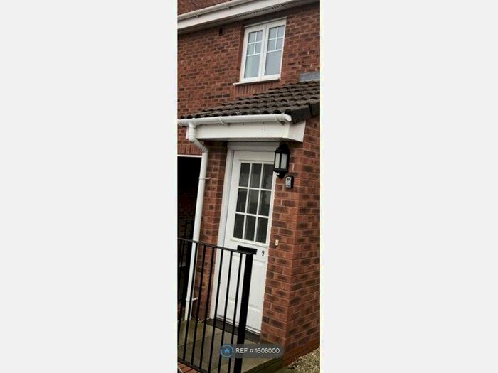 2 Bedroom Flat To Rent In Izod Road, Rugby, CV21