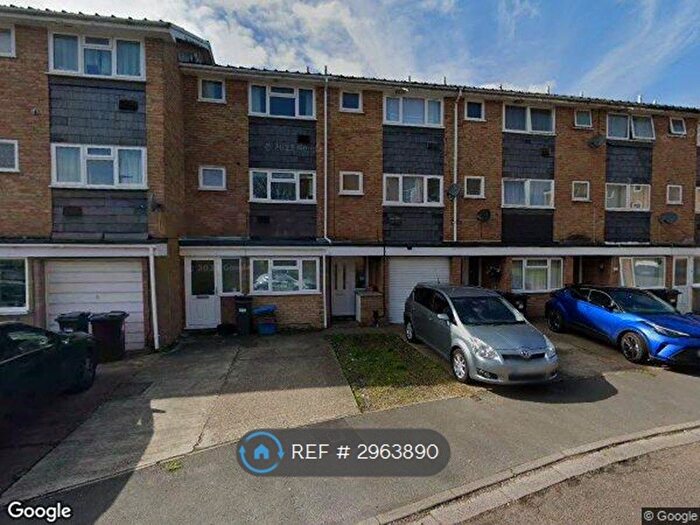 3 Bedroom Terraced House To Rent In Aplin Way, Isleworth, TW7