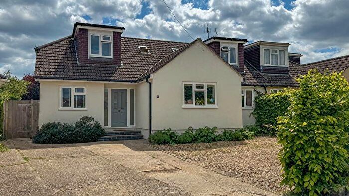 4 Bedroom Semi-Detached House For Sale In Waltham Chase, SO32