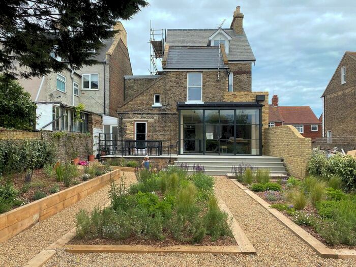 5 Bedroom End Of Terrace House To Rent In Ellington Road, Kent, CT11