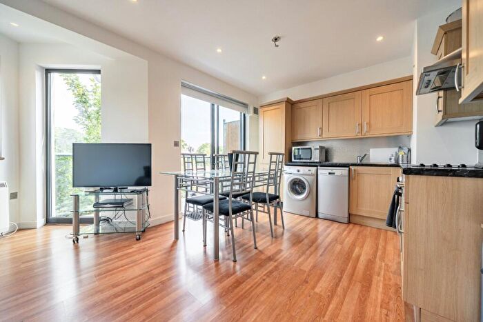 2 Bedroom Flat For Sale In Watergate Street, London, SE8