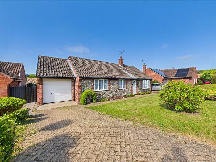3 Bedroom Detached Bungalow For Sale In Ridgeway, Cromer, NR27