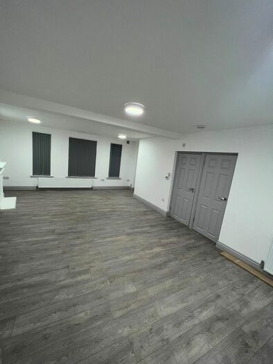 Studio To Rent In First Floor Flat, A, The Broadway, UB6