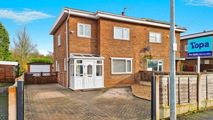 3 Bedroom Semi-Detached House For Sale In Turreff Avenue, Donnington, Telford, TF2