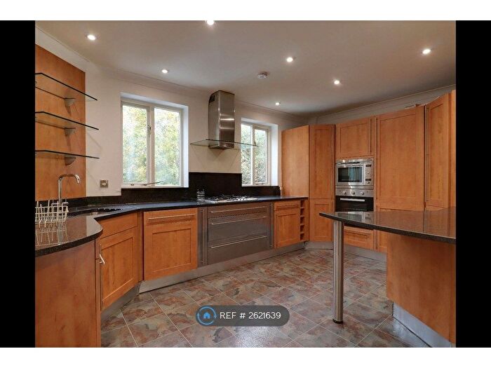 4 Bedroom Terraced House To Rent In Palatine Road, Manchester, M20