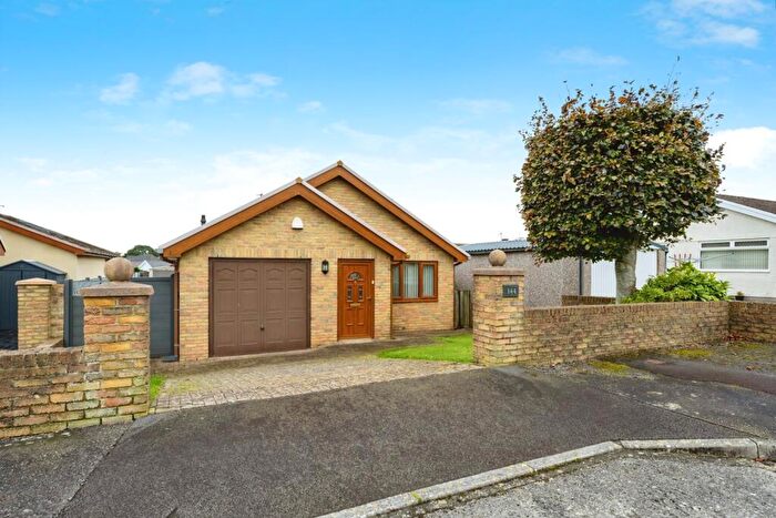 2 Bedroom Bungalow For Sale In Kingrosia Park, Clydach, Swansea, SA6