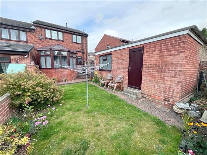 3 Bedroom Semi Detached House For Sale In Eden Glade, Swallownest, Sheffield, S26