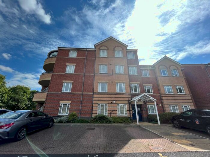 2 Bedroom Apartment To Rent In Queens Courtyard, Queens Road, Southport, Merseyside, PR9