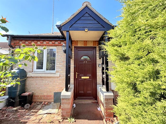 2 Bedroom Semi-Detached Bungalow For Sale In St. Peters Close, Claydon, Ipswich, IP6