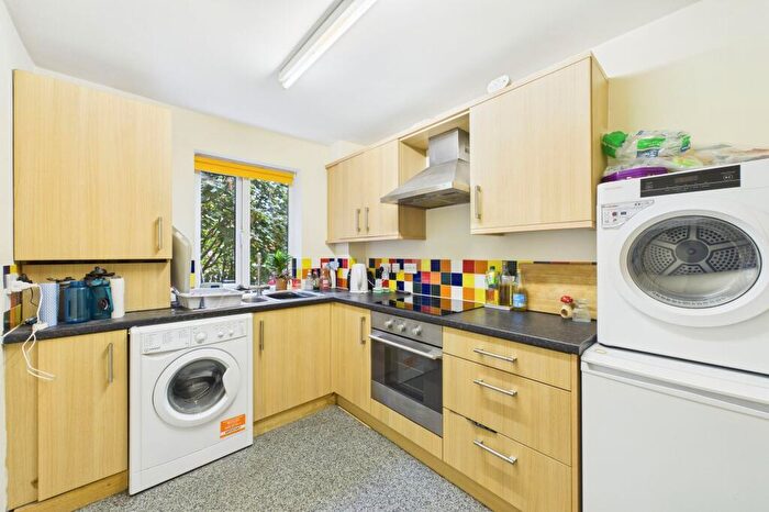 1 Bedroom Flat For Sale In Avenue Gardens, Thetford, IP24