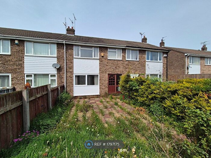 3 Bedroom Terraced House To Rent In Marsdale, Hull, HU7