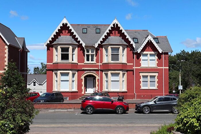 2 Bedroom Flat To Rent In Western Road, Cheltenham, GL50