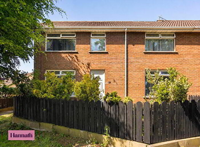 4 Bedroom End Of Terrace House For Sale In Ballyoran Park, Craigavon, BT62