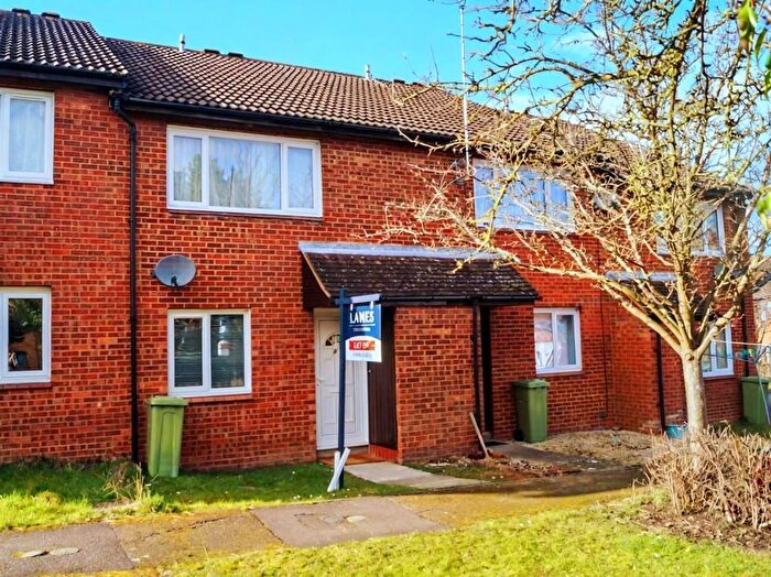 1 Bedroom Flat To Rent In Kercroft, Two Mile Ash, Milton Keynes, MK8