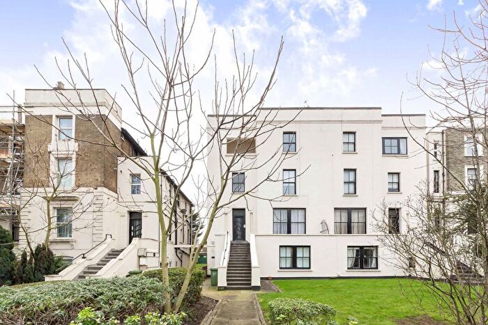 2 Bedroom Flat To Rent In Camden Road, Camden Road, N7