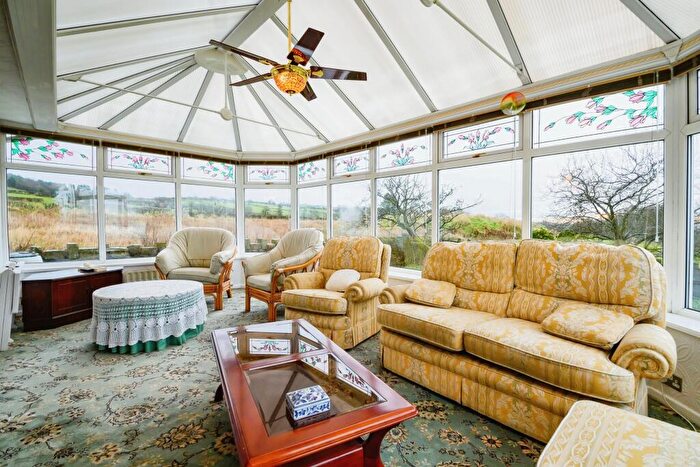 3 Bedroom Bungalow For Sale In Higher Gollinrod Bungalow, Manchester Road, Walmersley, Bury, Greater Manchester, BL9
