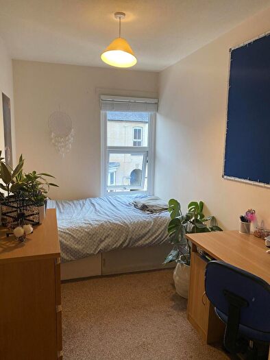 4 Bedroom Terraced House To Rent In Contemporary Bed House // Jul, LN1