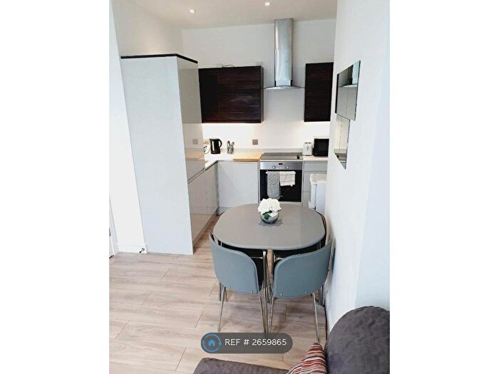 1 Bedroom Flat To Rent In Pratt Street, London, NW1