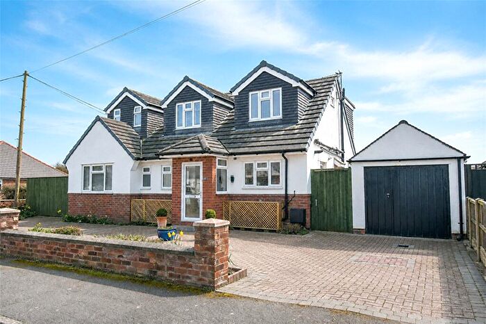 4 Bedroom Detached House For Sale In Newlyn Road, Meols, Wirral, CH47
