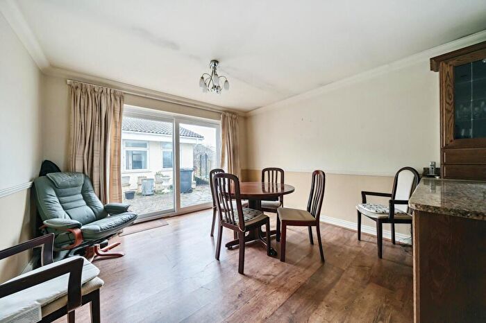 4 Bedroom Detached Bungalow For Sale In Stowey Park, Yatton, BS49