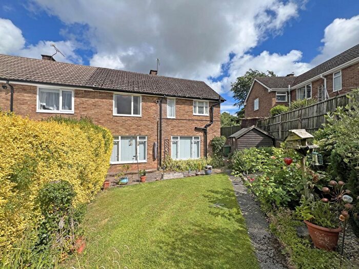 3 Bedroom Semi-detached House For Sale In Kemberton Drive, Madeley, Telford, TF7