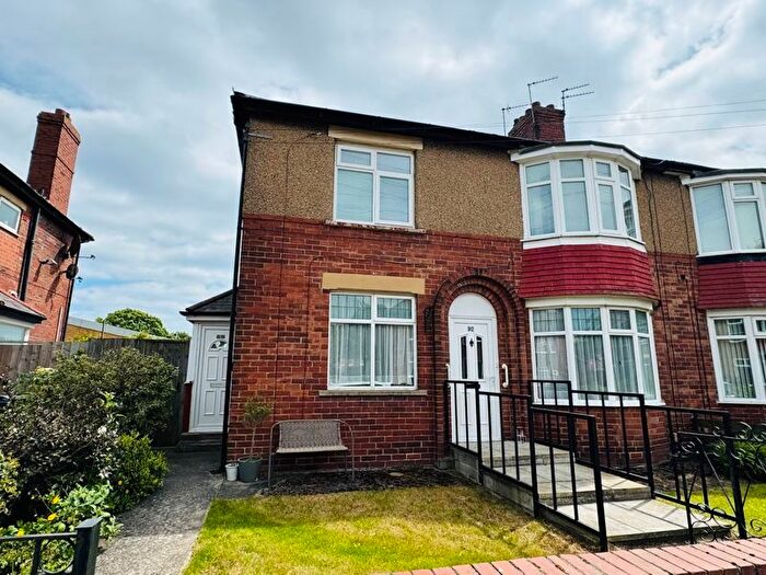 2 Bedroom Flat To Rent In Closefield Grove, Whitley Bay, NE25