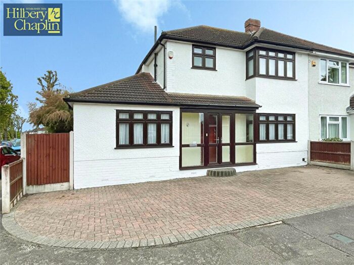 3 Bedroom Semi-Detached House For Sale In Farm Way, Elm Park, RM12
