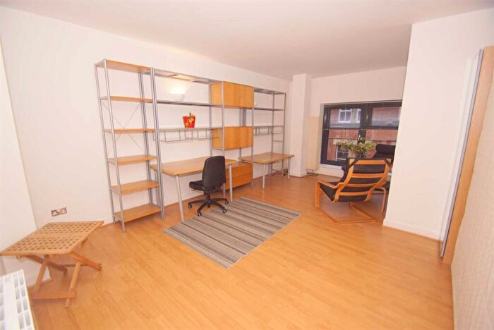 1 Bedroom Flat For Sale In Britannia House, Leeds, LS1