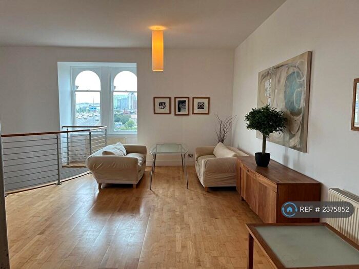 3 Bedroom Flat To Rent In Morrison Street, Glasgow, G5