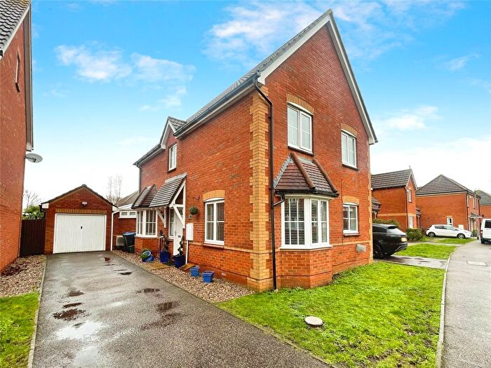 5 Bedroom Detached House For Sale In Chelsea Gardens, Church Langley, Harlow, Essex, CM17