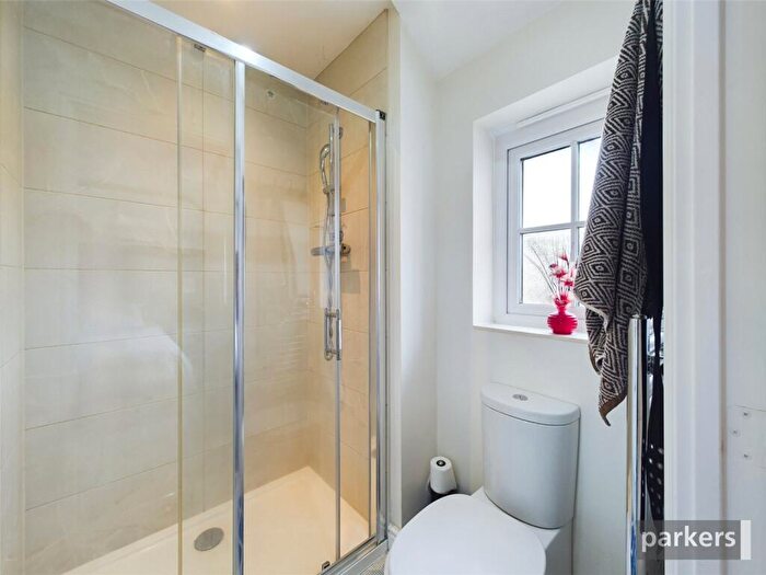 4 Bedroom Detached House For Sale In Messenger Road, Woodley, Reading, Berkshire, RG5