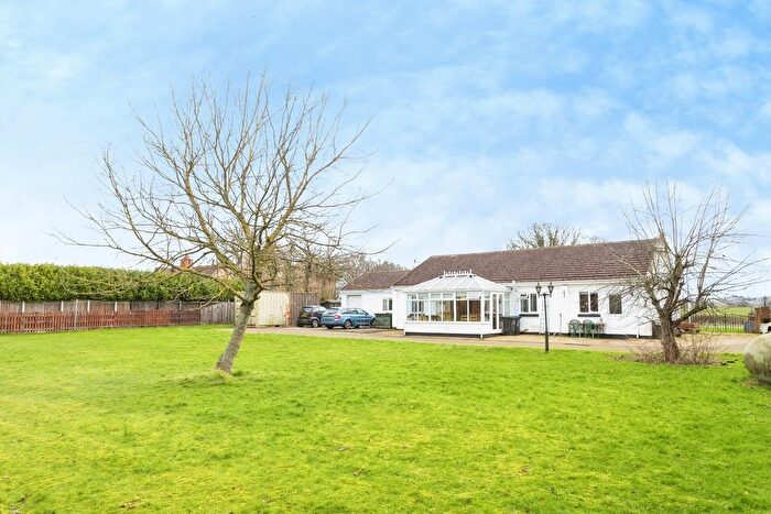 5 Bedroom Detached Bungalow For Sale In Brasside, Durham, DH1