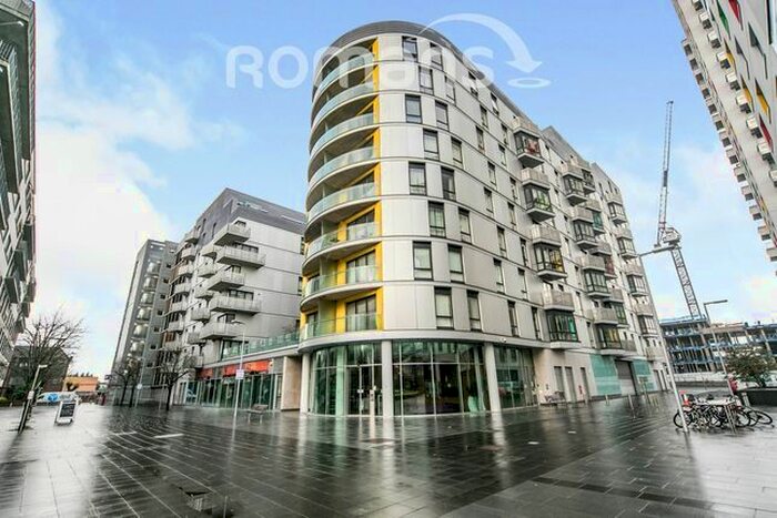 2 Bedroom Flat To Rent In Alfred Street, Reading, Berkshire, RG1