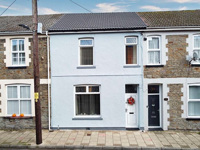 4 Bedroom Terraced House For Sale In Meyler Street, Tonyrefail, CF39