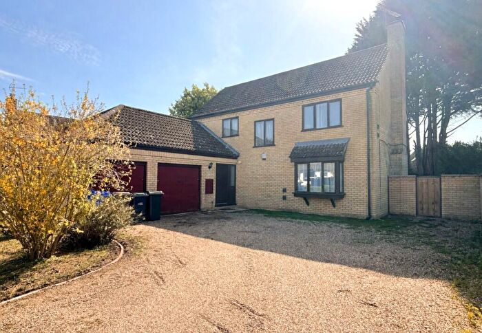 4 Bedroom Detached House To Rent In Broom Walk, Beck Row, Bury St. Edmunds, Suffolk, IP28