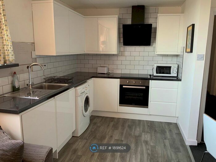 5 Bedroom Flat To Rent In Bartholomew Street West, Exeter, EX4