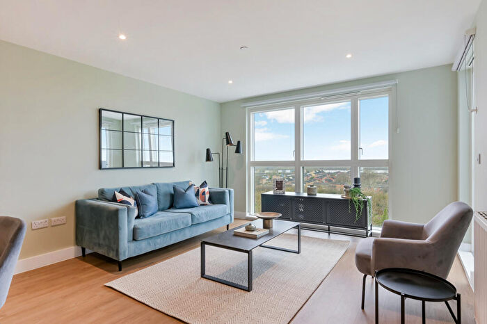 2 Bedroom Apartment To Rent In Enigma Square, Milton Keynes Milton Keynes, MK9