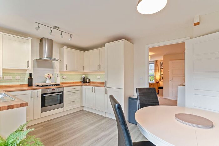 3 Bedroom Semi Detached House For Sale In De Haia Road, Rogerstone, NP10