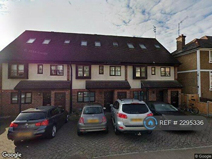 1 Bedroom Maisonette To Rent In Garlands Road, Redhill, RH1