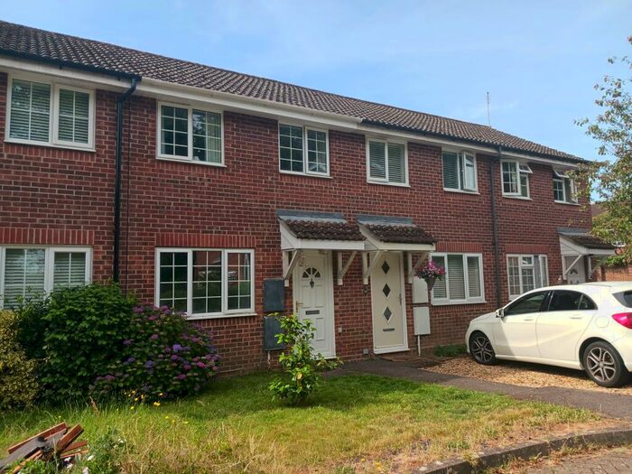 2 Bedroom House To Rent In The Orchard, Denmead, PO7