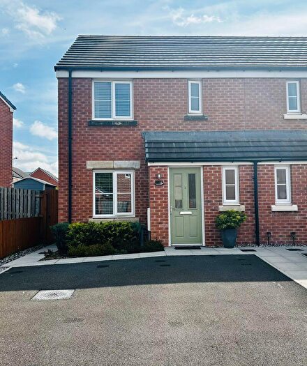 3 Bedroom Semi-Detached House To Rent In Ffordd Cadfan, Bridgend, CF31