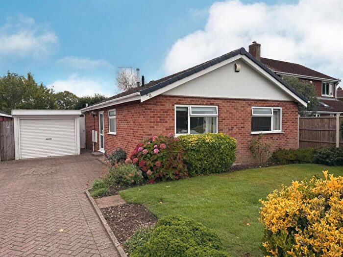 2 Bedroom Bungalow For Sale In Manor Farm Road, Aston-On-Trent, Derby, DE72