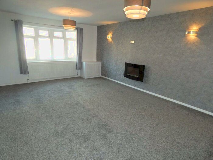 2 Bedroom Flat To Rent In Leyland Road, Penwortham, PR1
