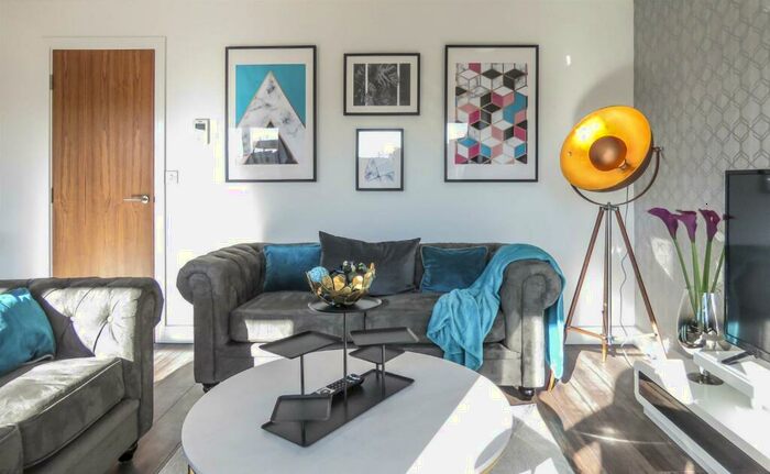 2 Bedroom Apartment To Rent In Kettleworks, Pope Street, B1