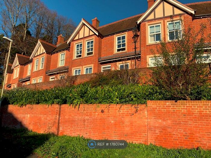 2 Bedroom Terraced House To Rent In Bohemia Villas, Sidmouth, EX10